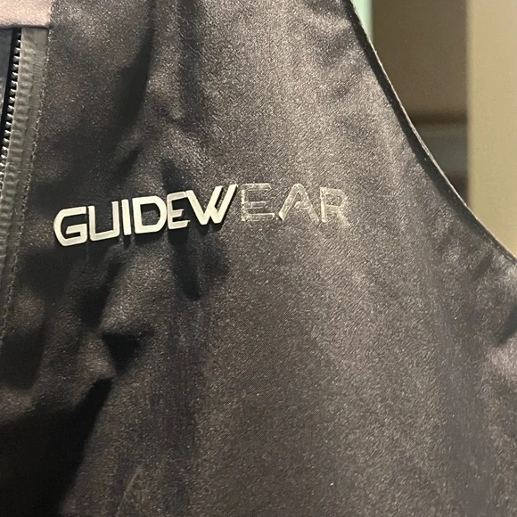 Men’s Cabelas XXL Rainsuit.